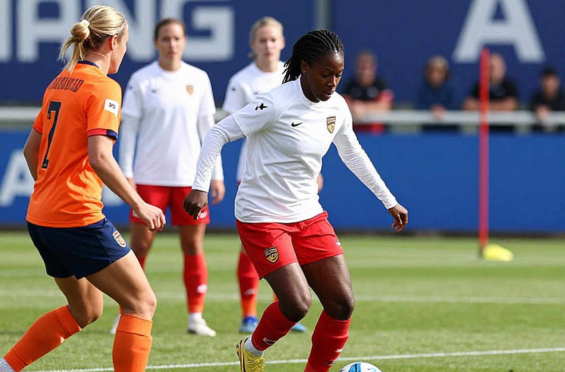 Yui Hasegawa's 11th Place in the Women's Ballon d'Or: When the Red Carpet Walks Ahead of the Pitch