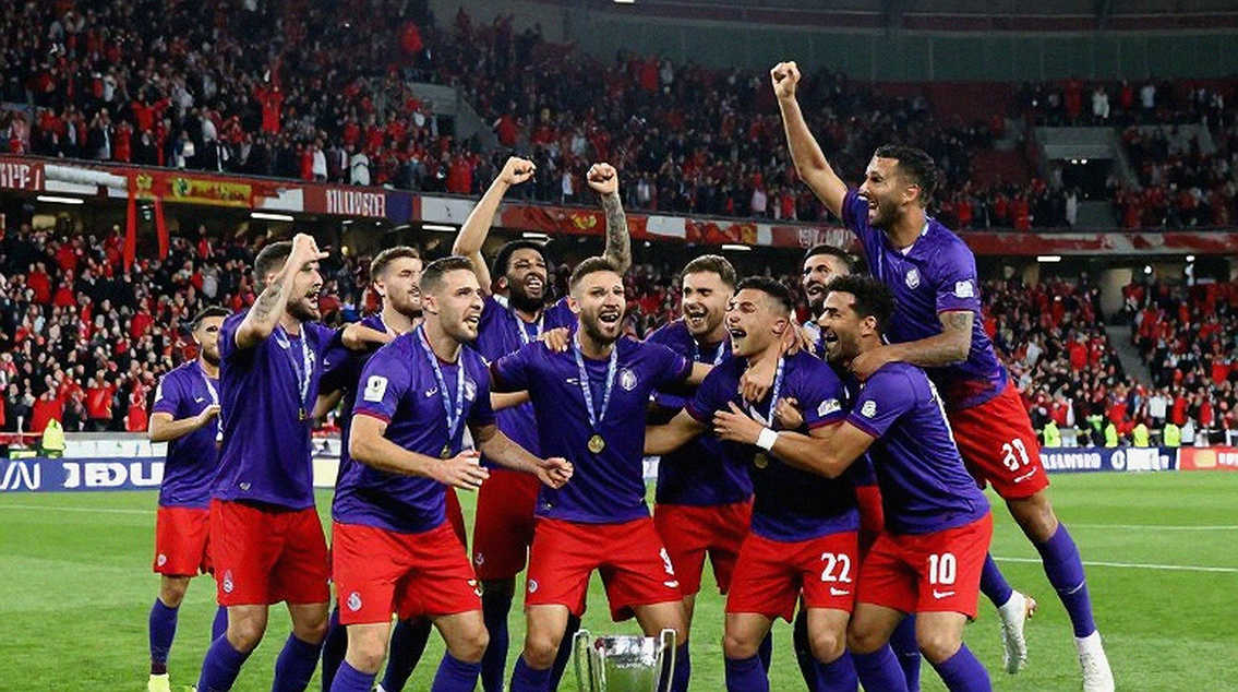 Dzeko rời đội tuyển Bosnia: 151 lần khoác áo, và một khoảng trống chưa ai lấp