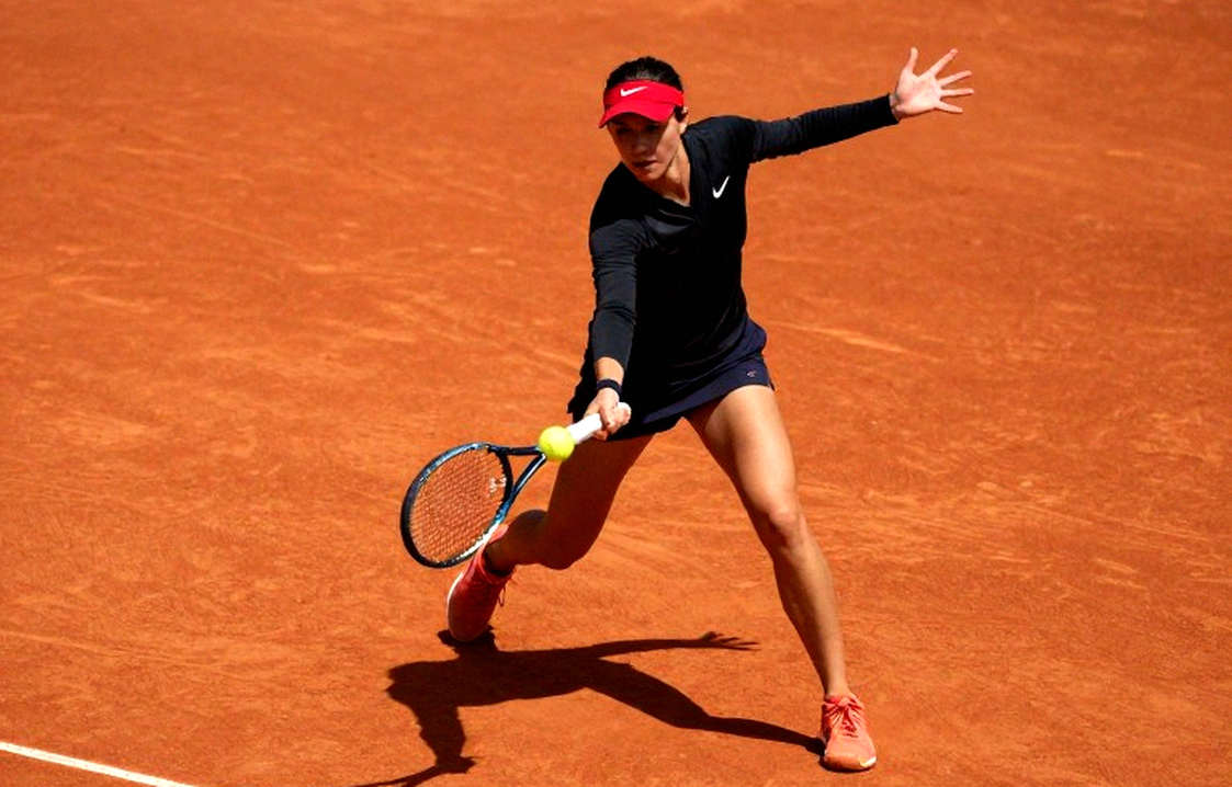 Medvedev lần đầu bảo vệ danh hiệu ATP: set hai ở Almaty và nghệ thuật kéo dài điểm số