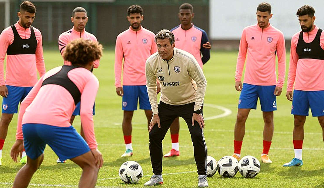 V.League 1 và khoảng trống dữ liệu: Điều còn lại khi mọi cột chỉ số đều bỏ trống V.League 1 và khoảng trống dữ liệu: Điều còn lại khi mọi cột chỉ số đều bỏ trống