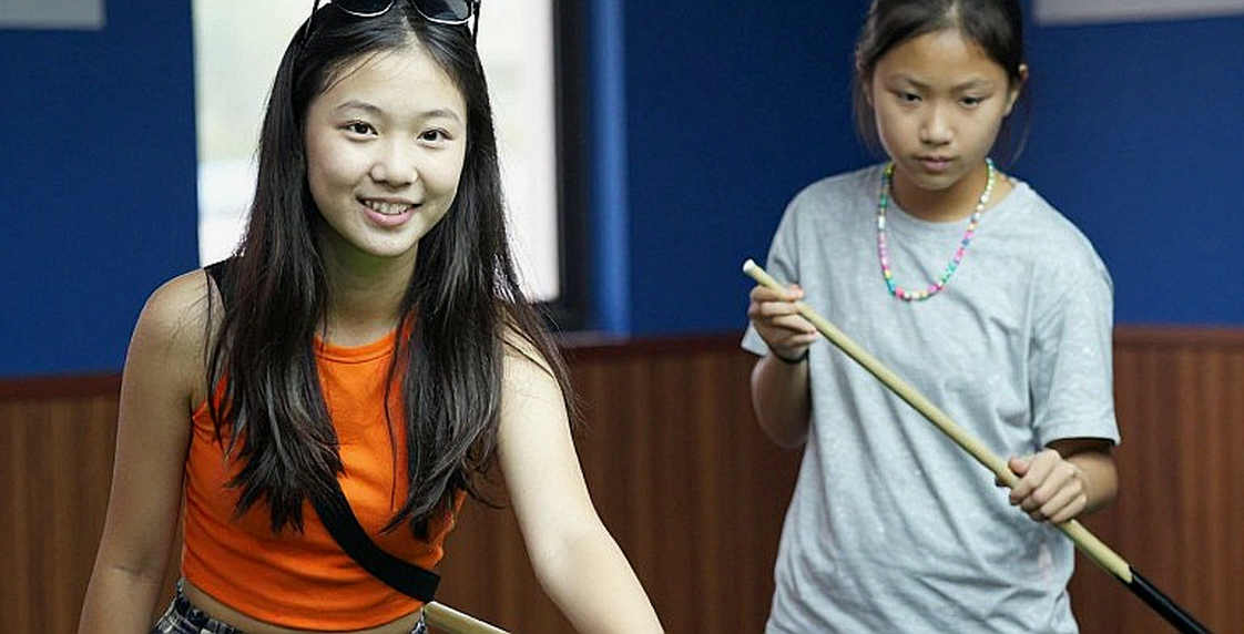 Zhao Xintong so gục Robertson 5-1, chính thức trở thành số một thế giới