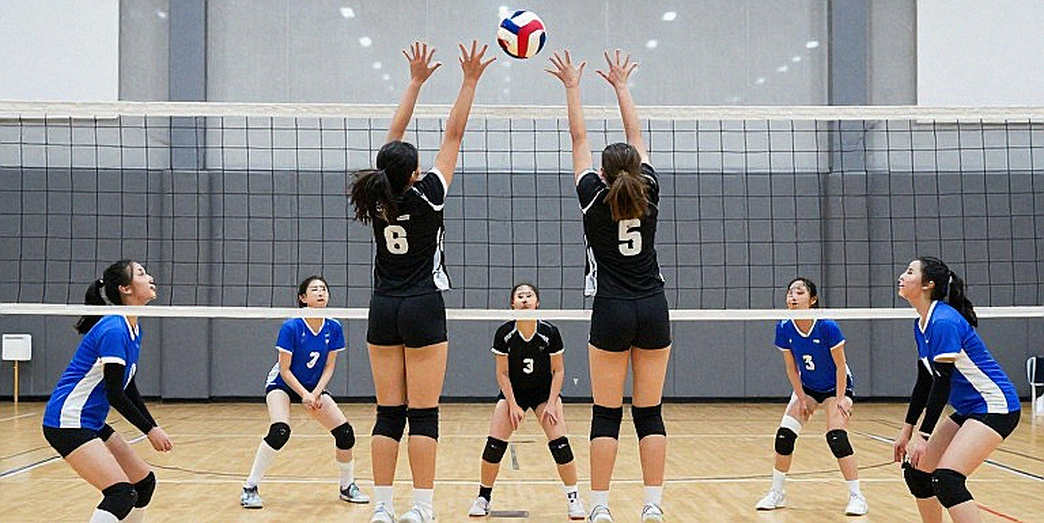 Cầu thủ bóng chuyền Qatar 13 tuổi ghi 12 điểm với 5 pha chặn trước Thái Lan tại Asian Championship