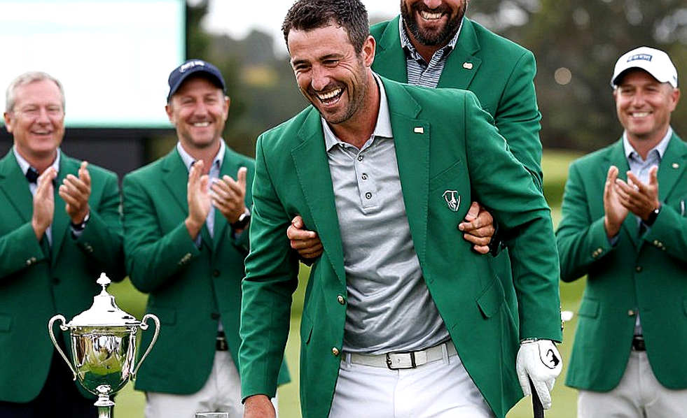 Aaron Rai kìm nén cơn run tay, lấn át Rory McIlroy ngay vòng mở màn ở Wentworth